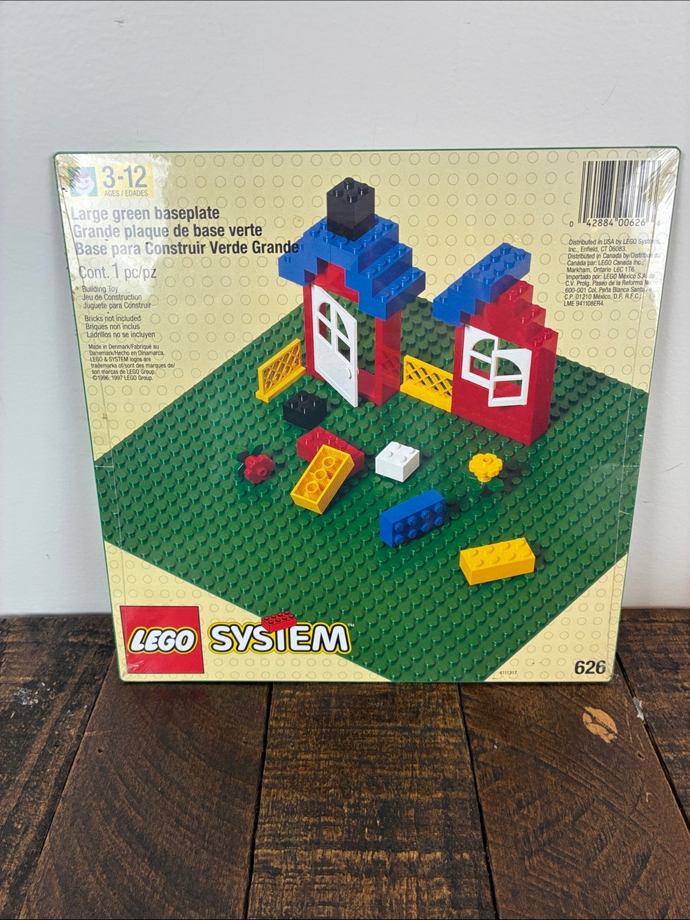 Vintage Sealed LEGO Green Baseplate 626 1997